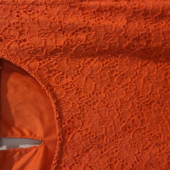 Kenneth Cole Select orange lace tank top - Picture 3 of 4